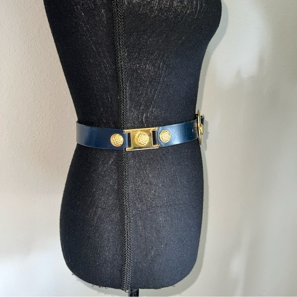 ESCADA St. Michael Collaboration Navy Blue Leather Gold Tone Hardware VTG Belt main image 8